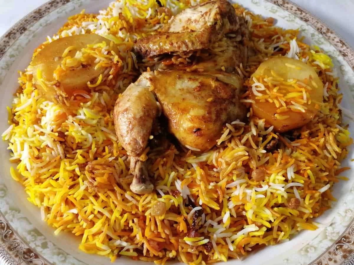 نص دجاج زربيان