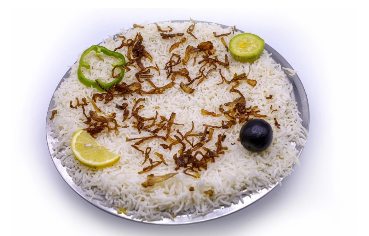 نفر رز مثلوثة