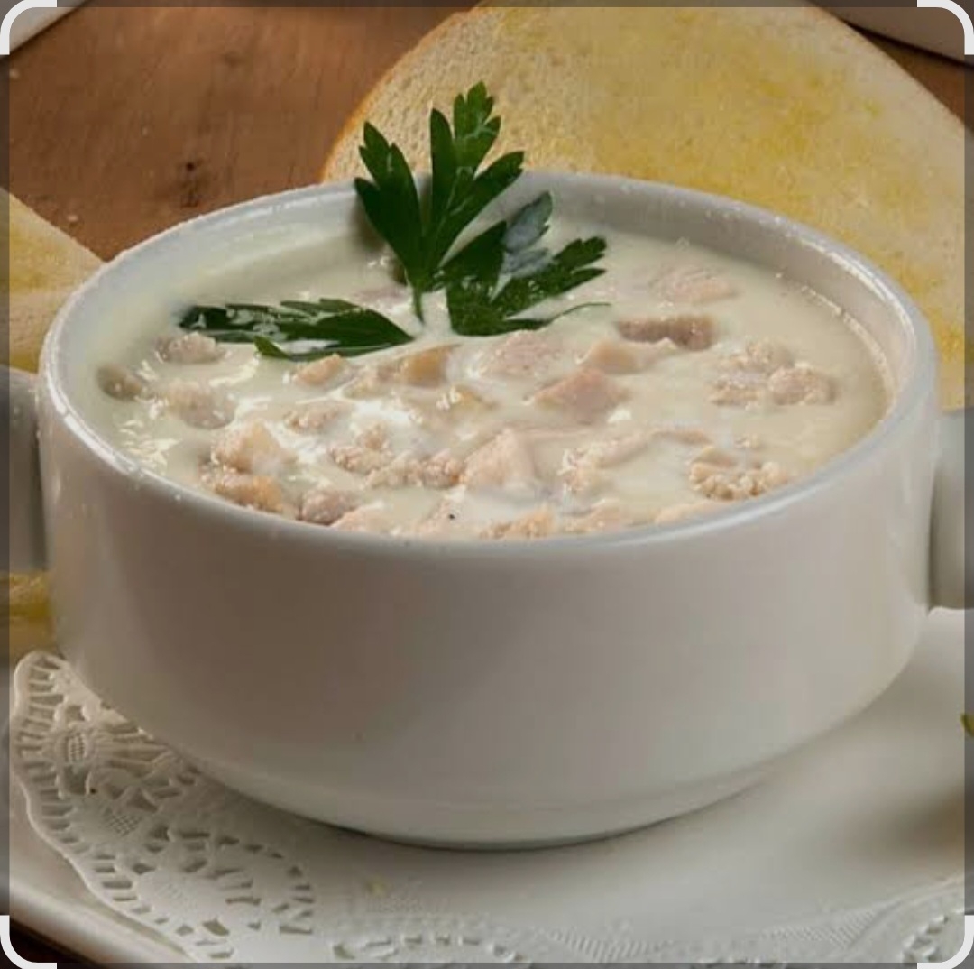 شوربة دجاج مع الكريمة