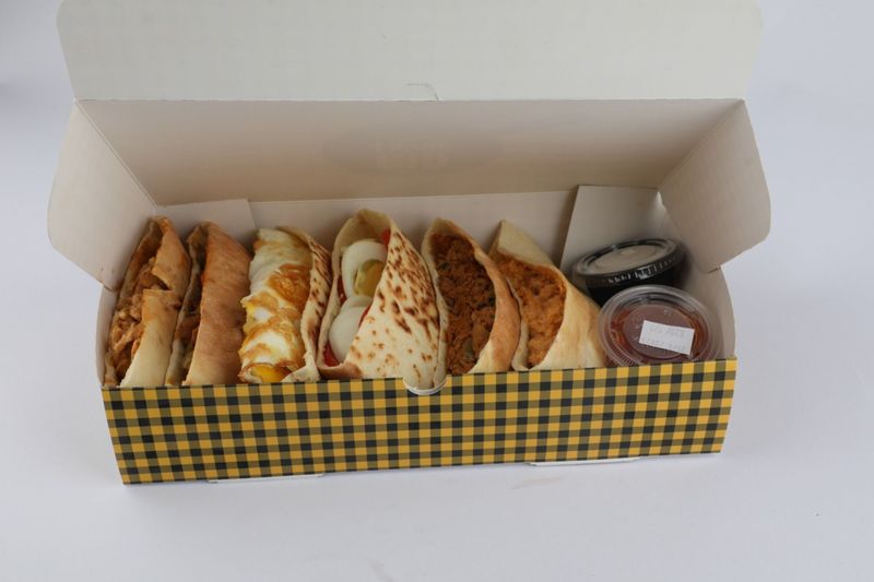 بوكس سندوتشات متنوع ٦