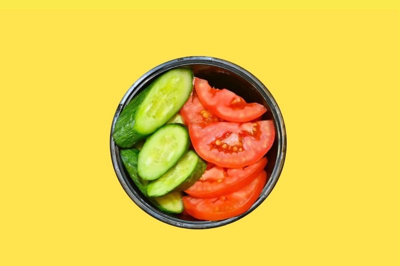 خيار وطماطم